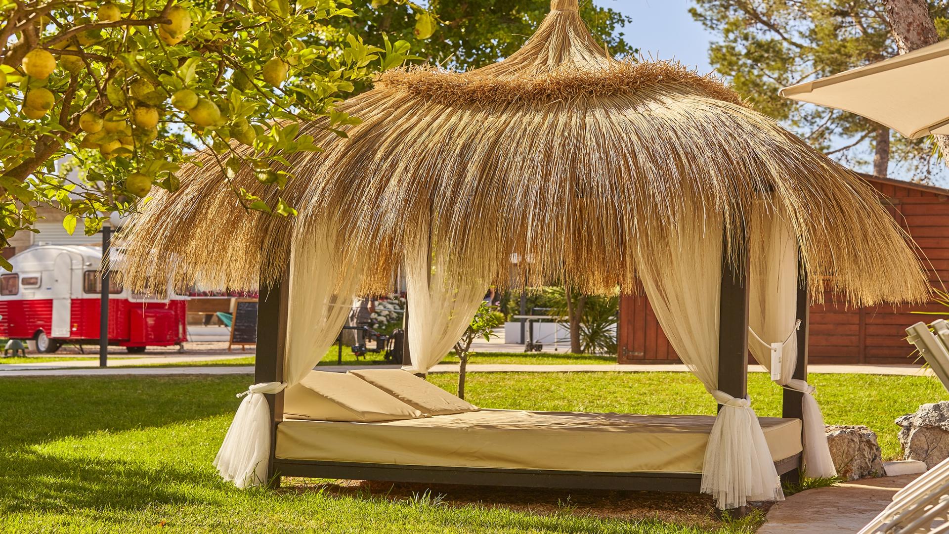 Aparthotel Prinsotel La Dorada & 4*