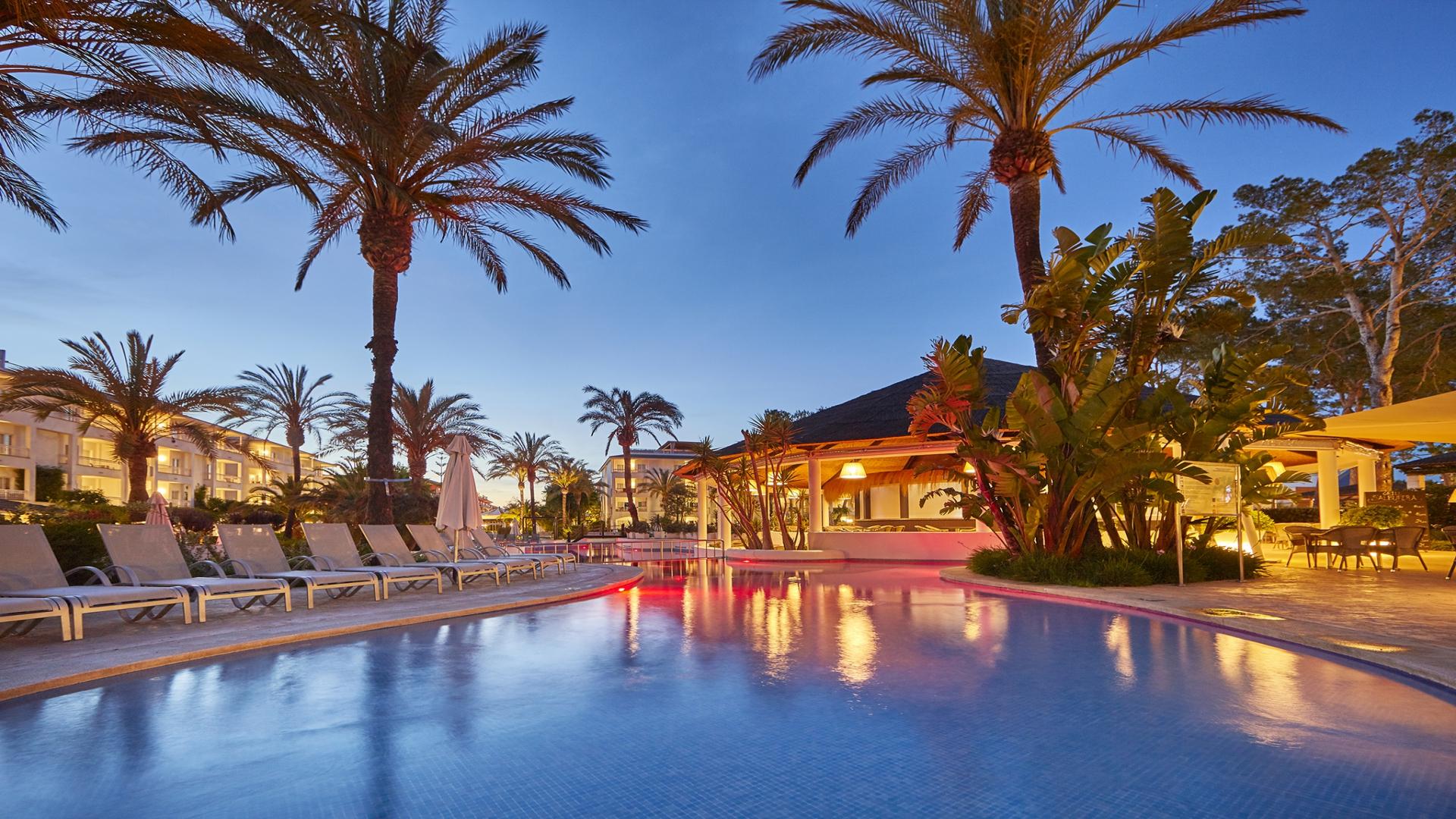 Aparthotel Prinsotel La Dorada & Playa de Muro (Mallorca)